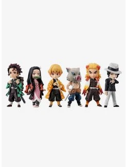 Boxlunch Banpresto Demon Slayer: Kimetsu No Yaiba World Collectable Figure Series 6 Blind Box Figure