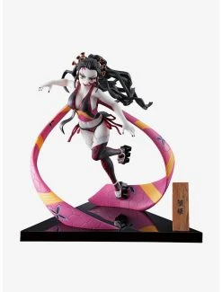 Boxlunch Bandai Spirits Demon Slayer: Kimetsu No Yaiba Ichibansho Daki (The City Where Demons Dwell) Figure